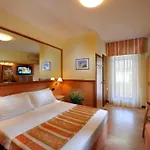 Al Prater Otel 3*